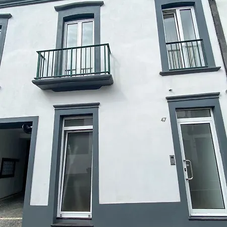 Sao Miguel Charming House By Lfc Apts * Ponta Delgada (Sao Miguel)