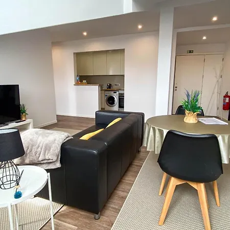 Sao Miguel Charming House By Lfc Apts * Ponta Delgada (Sao Miguel)